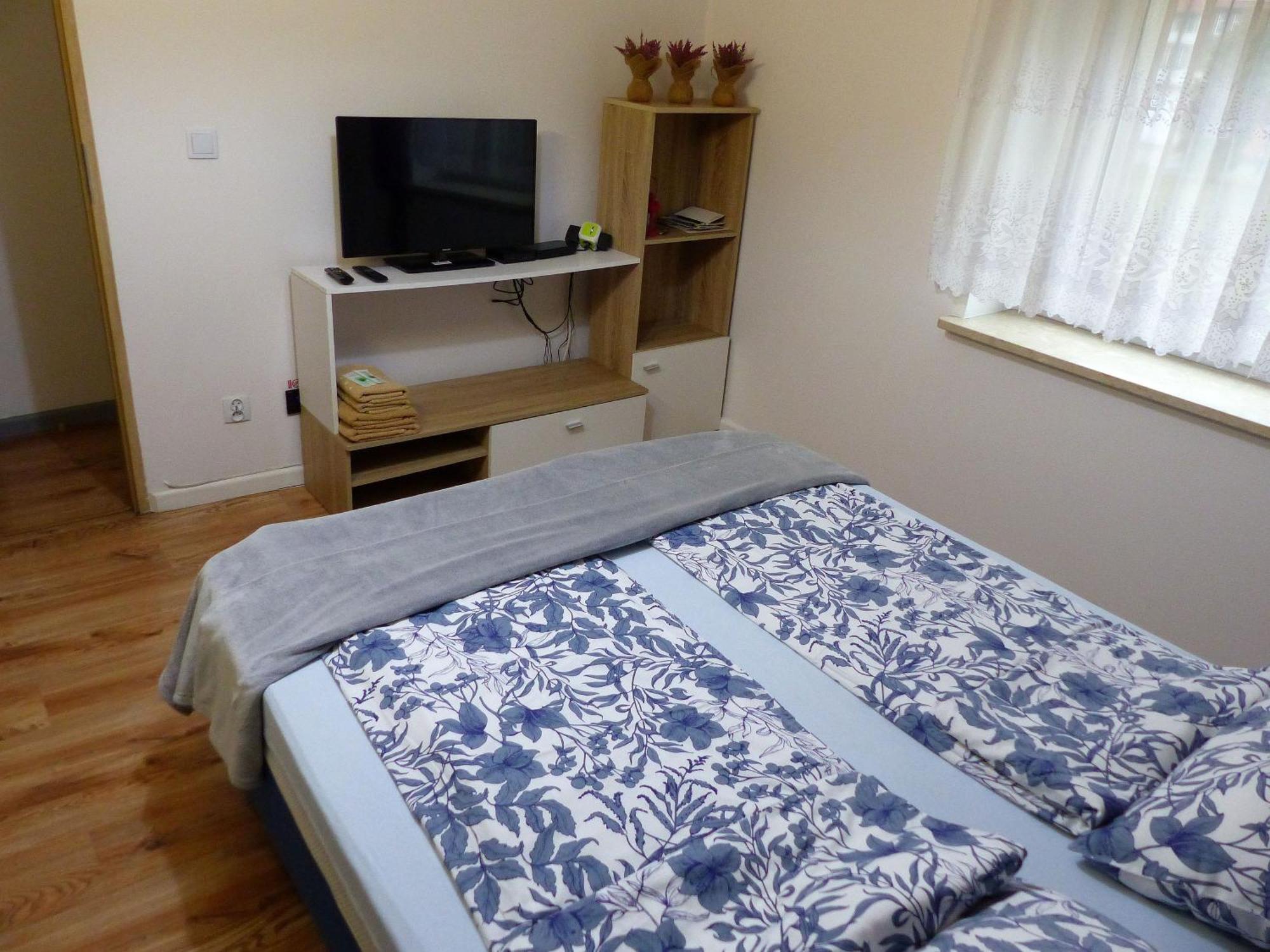 Apartament Kraszewskiego Битом Екстериор снимка